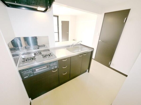 レオパレスブルームYKの物件内観写真